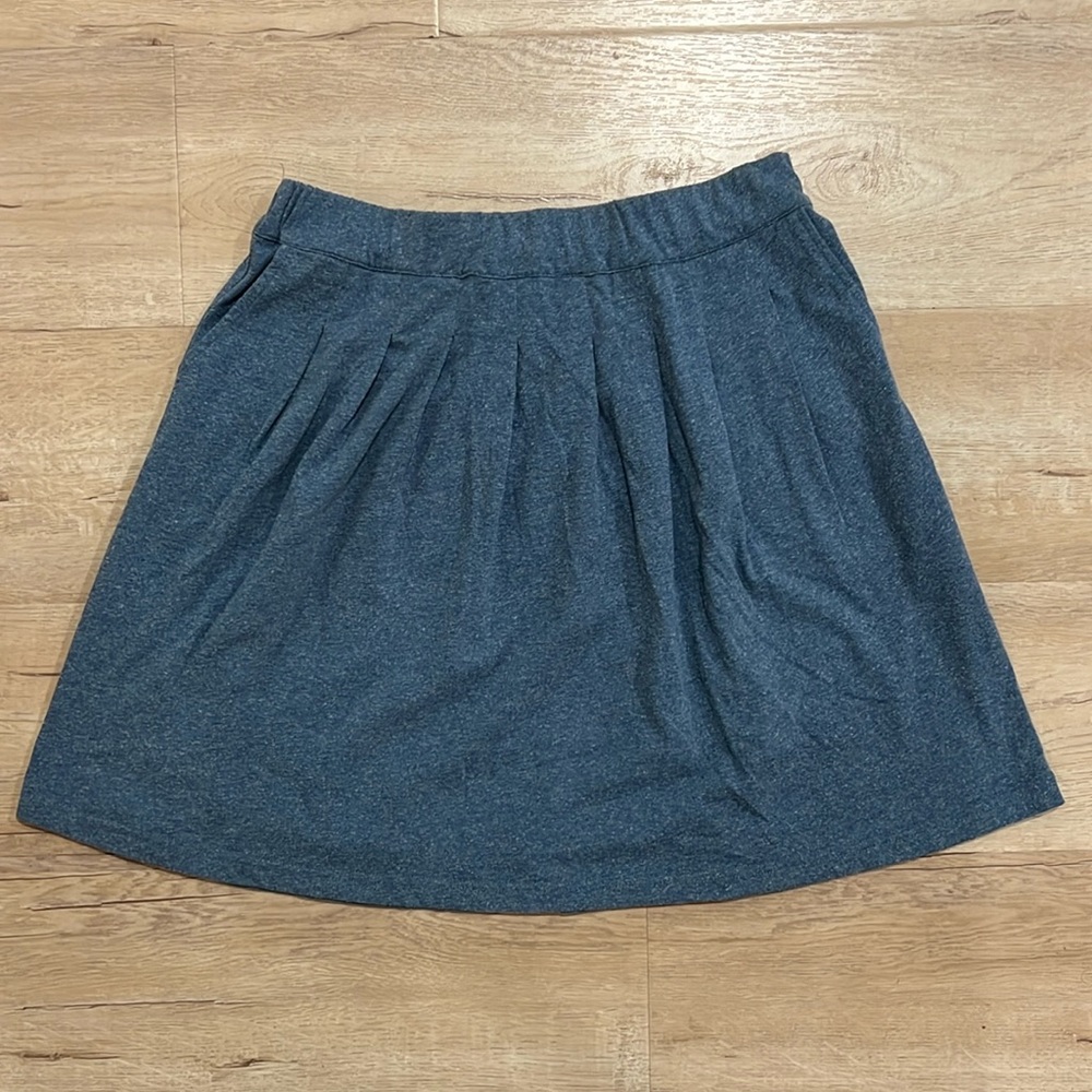 Cotton casual knee high skirt with one pocket each side